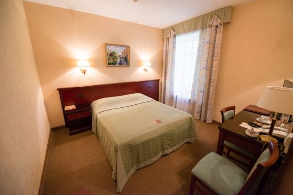 PARK HOTEL GRAAL (Kemerowo)